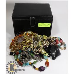 LOT OF ASSORTED COSTUME JEWELRY