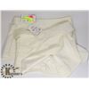 Image 1 : 2 ZARA BASIC OFF WHITE SKORTS SIZE L  AND M