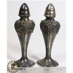 SET OF 2 SILVER SALT & PEPPER SHAKERS