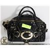 Image 1 : AUTHENTIC GUESS PURSE
