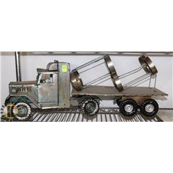 WEATHERED LOOK SEMI TRUCK WINE BOTTLE