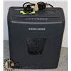 Image 1 : BLACK AND DECKER BD61 PAPER SHREDDER