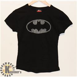 DC BATMAN WOMEN'S TSHIRT MEDIUM