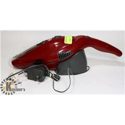 TRAVEL DIRT DEVIL VACUUM WITH CHARGE STAND