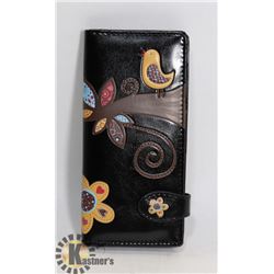 NEW SHAGWEAR WOMENS WALLET