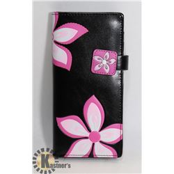 NEW SHAGWEAR WOMENS WALLET