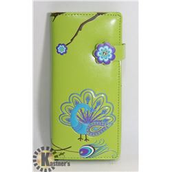 NEW SHAGWEAR WOMENS WALLET
