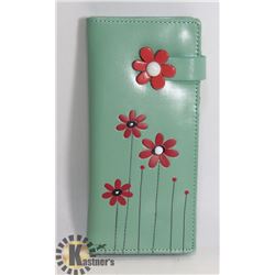 NEW SHAGWEAR WOMENS WALLET