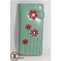 NEW SHAGWEAR WOMENS WALLET