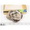 Image 1 : BOX WITH CUT GEODE - 4 1/2"L X 3"W X 3"H -