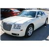 Image 3 : 2010 CHRYSLER 300 TOURING SEDAN