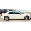 Image 8 : 2010 CHRYSLER 300 TOURING SEDAN