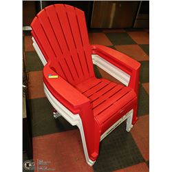 4 LAWN CHAIRS 2 RED/  WHITE