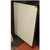 Image 1 : WHITE BOARD EASEL  24 X 30 IN