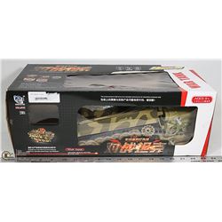 WAR TANKS TANDEM TANK SIMULATION