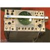 Image 1 : SOLARTRON OSILISCOPE
