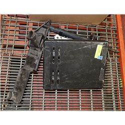 TRUCK COMPUTER STAND & DESK