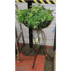 DECORATIVE METAL PLANT STAND/HOLDER
