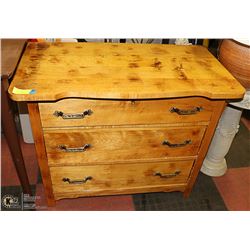 SOLID WOOD 3 DRAWER NIGHT STAND
