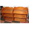 Image 1 : 2 SMALL WOODEN BOOKSHELVES