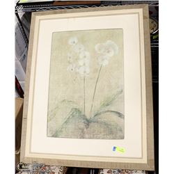 LARGE FLORAL FRAMED PICTURE