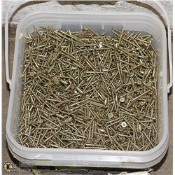 33 POUND BUCKET SCREWS #8 X 1-1/2” ROBERTSON.