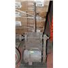 Image 1 : 3HP ELECTRIC MOTOR ATTATCHED TO BASE