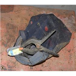 BAG OF CLAMPS