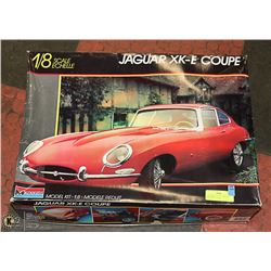 JAGUAR XK-E COUPE- VINTAGE MODEL KIT- 1:8 SIZE