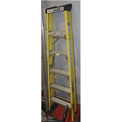 INDUSTRIAL LITE 6 FT LADDER
