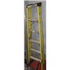Image 1 : INDUSTRIAL LITE 6 FT LADDER