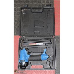 MASTERCRAFT 2-IN-1 NAILER