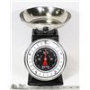 Image 1 : VINTAGE STARFRIT KITCHEN SCALE