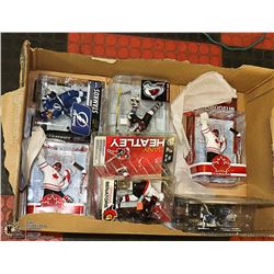 LOT OF SIX ASSORTED HOCKEY MCFARLANE FIGURES