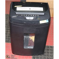 STAPLES PAPER SHREDDER USED