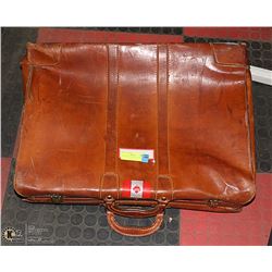 LATE 1950'S LEATHER SUITCASE