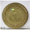 Image 1 : 20" ROUND BRASS PLATE