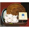 Image 1 : BOX W/ COLLECTIBLE TEA CUPS INCL. ROYAL