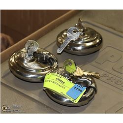 3 PADLOCKS WITH KEYS
