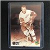 Image 1 : GORDIE HOWE SIGNED PRO SET HOCKEY CARD