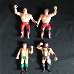 COLLECTIBLE WRESTLING FIGURES LOT