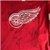 Image 2 : 2018-19 DETROIT RED WINGS TEAM SIGNED JERSEY w/ JENSEN, BERNIER, BERTUZZI, HOWARD + MORE...