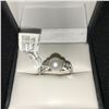 Image 2 : DIAMOND, PEARL, WHITE GOLD RING WITH TAGS