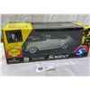 Image 1 : 1:21 Scale 1961 Rolls Royce In the Box Orson Welles