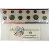 Image 2 : 1988 US MINT SET (UNC) P/D (WITH ENVELOPE)