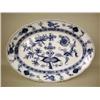 Image 4 : TWO BLUE AND WHITE PLATTERS