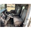 Image 8 : 2015 KENWORTH T800B T/A DUMP TRUCK
