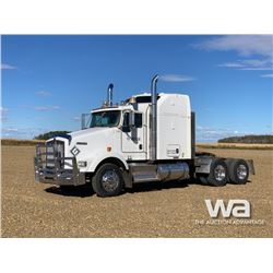 2015 KENWORTH T800 T/A SLEEPER TRUCK TRACTOR