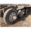 Image 14 : 2008 PETERBILT 367 TRI-DRIVE SLEEPER TRUCK