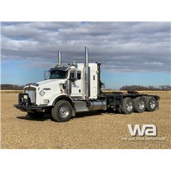 2007 KENWORTH T800 TRI-DRIVE TEXAS BED TRUCK